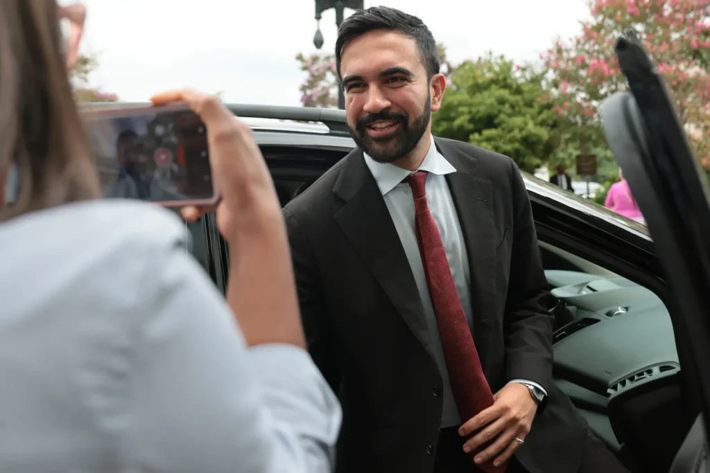 Mamdani Welcomed in D.C. as a Superstar by Far-Left Dems