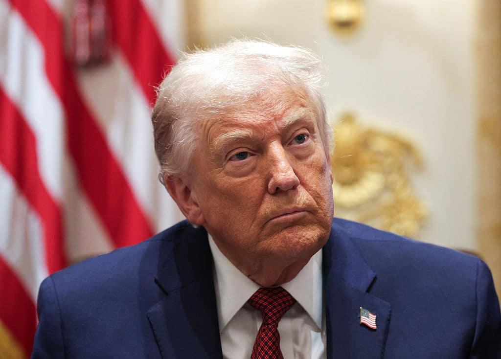 Autopen Fight Escalates Between Trump White House and Biden