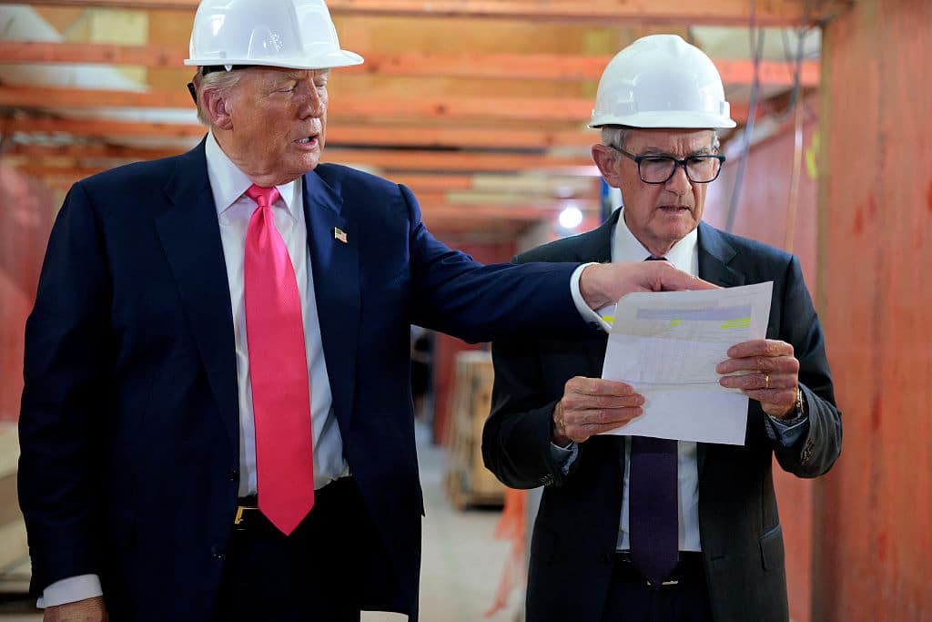 Trump Calls Fed Chair Powell a ‘Moron’ After Central Bank Freezes Interest Rates