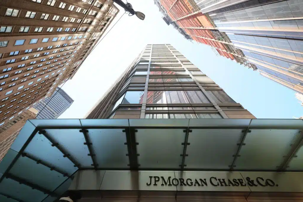 Jpmorgan Admits Closing Trump Accounts As President Fights Back With Massive Lawsuit