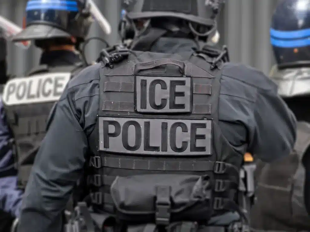 Ice Held Murder Suspect Allegedly Lured Teen To Death Amid Heartbreaking Plea